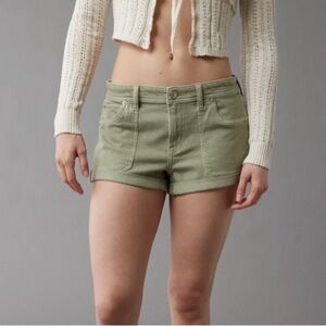 American Eagle olive green shorts
